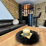 Apartment La Creche Romantique