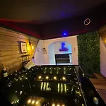 Apartment La Creche Romantique
