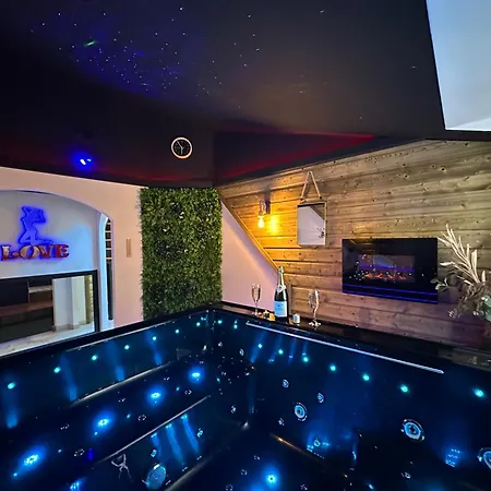 La Creche Romantique Bogny-sur-Meuse